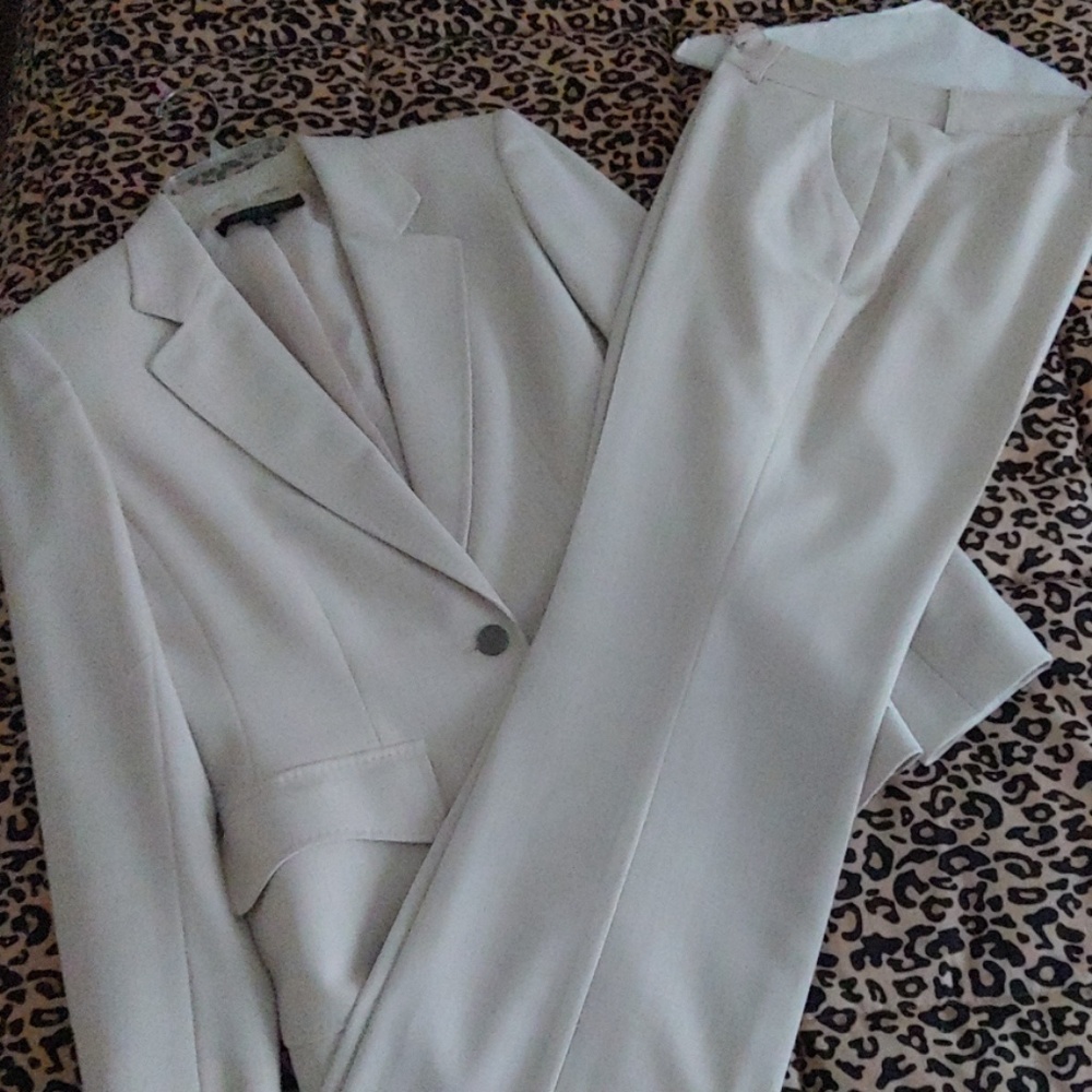 Lined, ladies suit